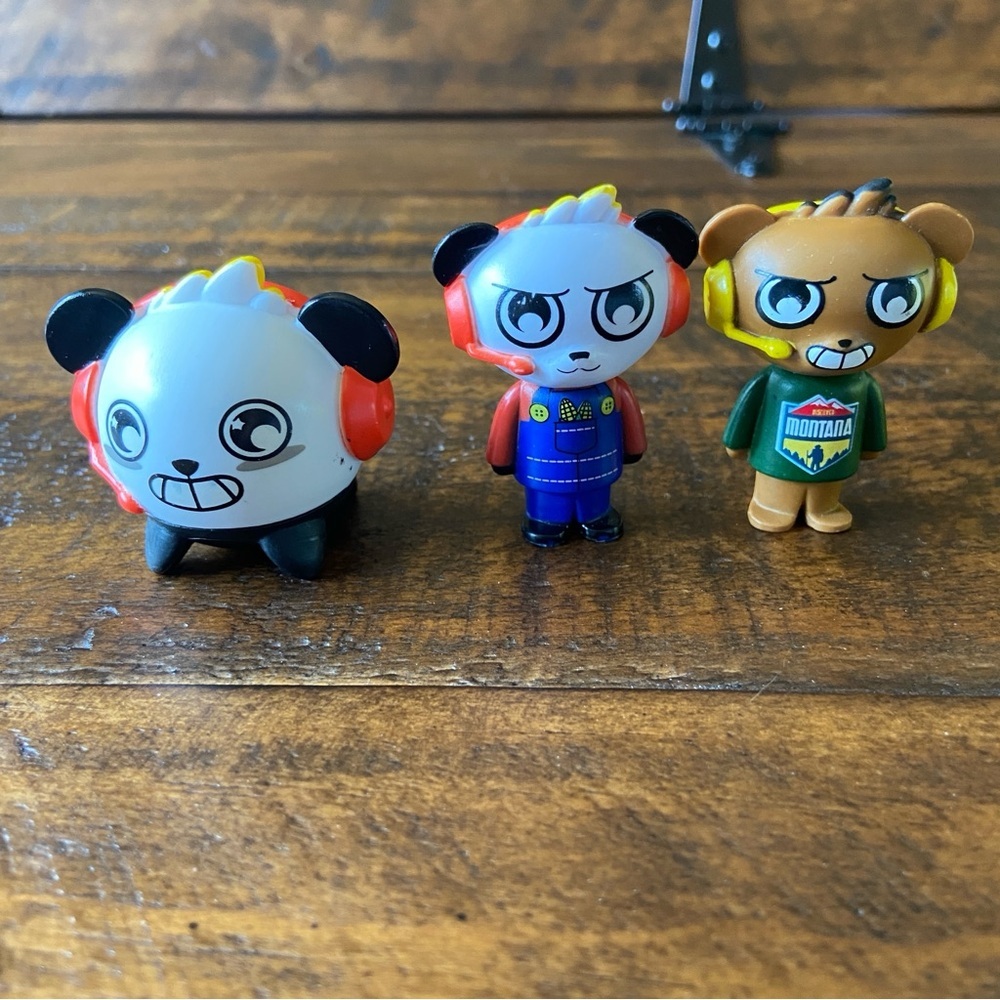 Lot of 3 Ryan’s World‎ Toys.